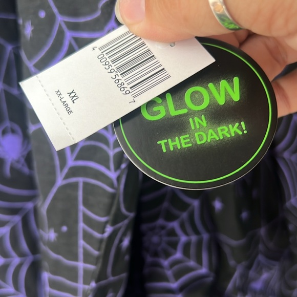 Disney Parks Halloween Spirit Jersey - Picture 4 of 5